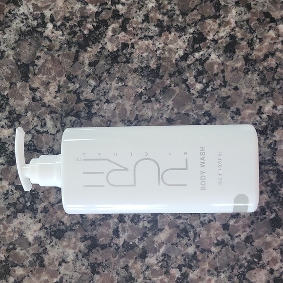 PURE by Gloss 9.6 fl oz pump BODY Wash Clear Rinse Lemon INfusion smells great! - Picture 1 of 6